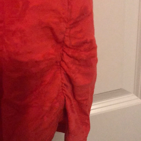 BKE Coral V-Neck Burn Out Top - Picture 3 of 3